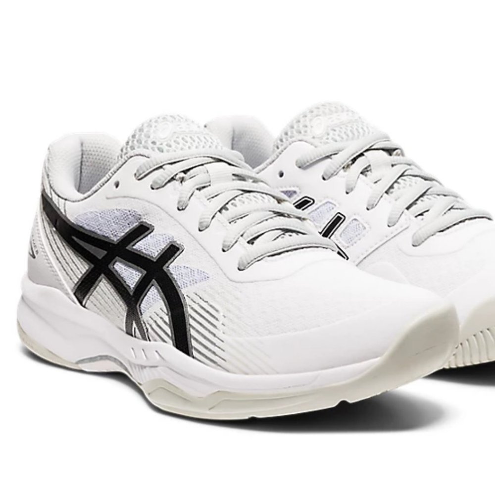 NWT Women's ASICS, GEL-Game 8